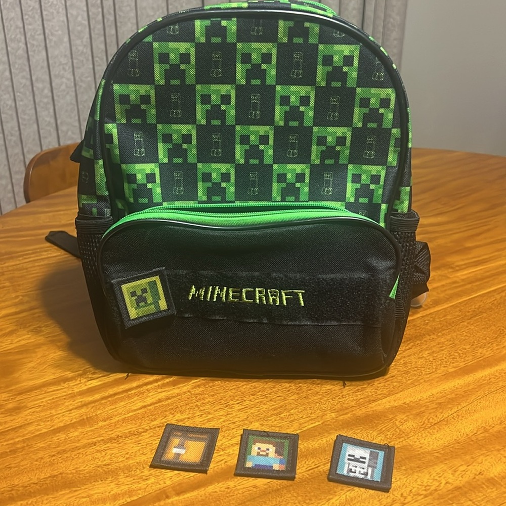 Minecraft bundle - Picture 2 of 5